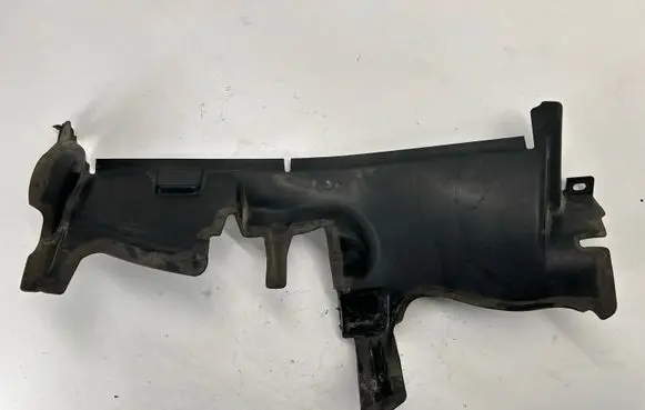 Dodge Charger Intercooler air guide/duct channel 68212037AB 66592 1929