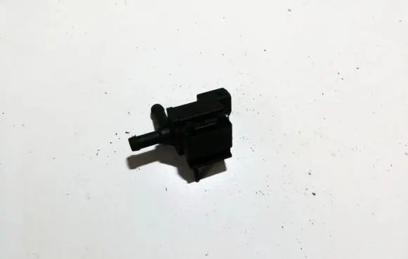 Volvo S80 Turbo solenoid valve 9125243 98t251