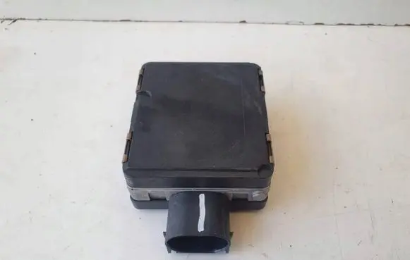 Volkswagen PASSAT B8 Distronic sensor radar 3Q0907550B