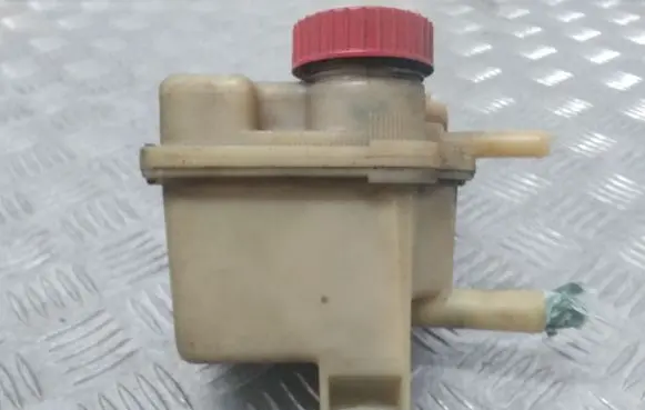 Citroen Xsara Power steering fluid tank/reservoir