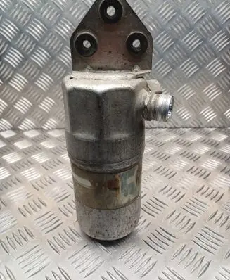 Volkswagen PASSAT B5 Air conditioning (A/C) air dryer 8D0820193