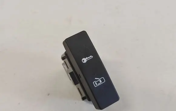 Volkswagen Touareg I Central locking switch button 7L6962125