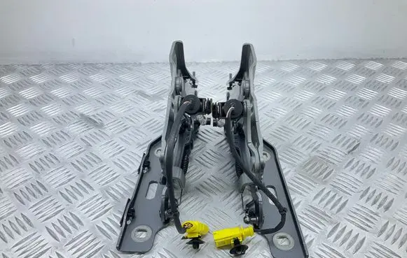 Audi A4 S4 B9 Engine bonnet/hood hinges 8W0823301E 8W0823302E 8W0823823