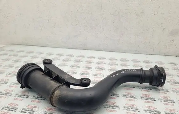 Intercooler hose/pipe