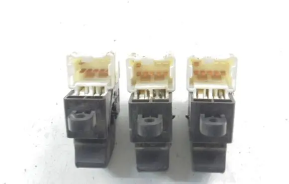 Nissan X-Trail T30 Electric window control switch