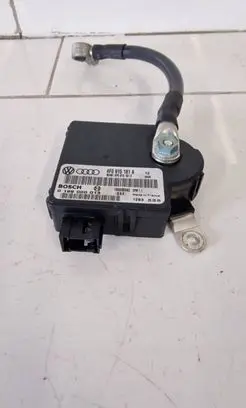 Audi A6 S6 C6 4F Power management control unit 4F0915181A 0199000013
