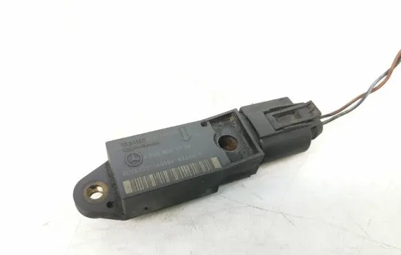 Mercedes-Benz E W211 Airbag deployment crash/impact sensor A0028202726 25571203A4