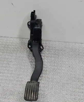 Peugeot 208 Accelerator throttle pedal 9671433780 1426554 06022015