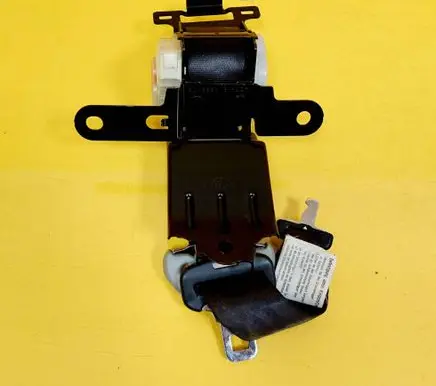 Honda FR-V Rear seatbelt NSB053GK72