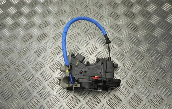 KIA Pro Cee'd III Front door lock 81320J7000