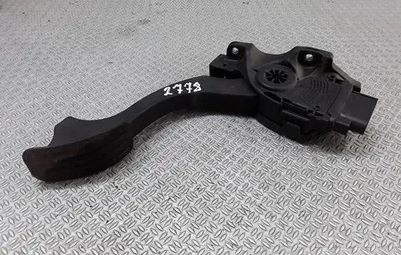 Ford Mondeo MK IV Accelerator throttle pedal 6G929F836RC