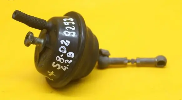 Audi A8 S8 D2 4D Intake manifold valve actuator/motor 077907327
