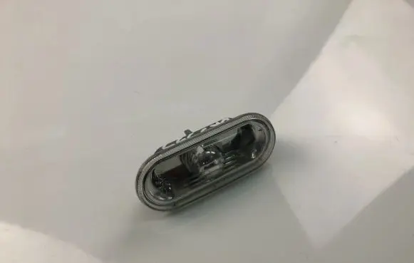 Volkswagen PASSAT B5 Front fender indicator light 1J0949117