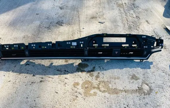 Audi S5 F5 Dash center air vent grill 8W1820902