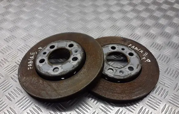 Skoda Fabia Mk1 (6Y) Front brake disc