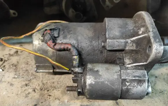 Jaguar XJ X350 Starter motor 
