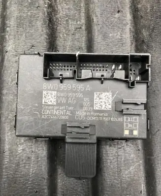 Audi A4 S4 B9 Door control unit/module 8W0959595E 8W0959595