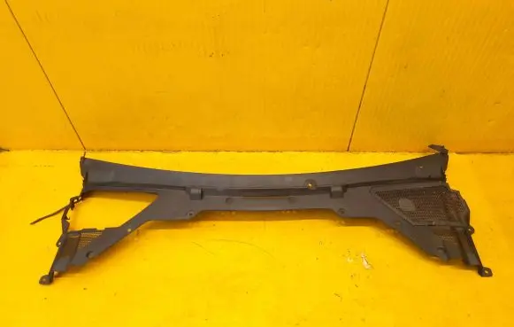Jaguar XE Wiper trim GX734105A GX734105C