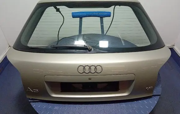 Audi A3 S3 8P Tailgate/trunk/boot lid 