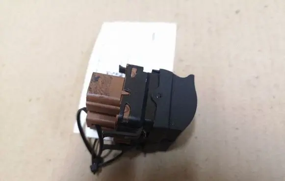 Renault Espace - Grand espace IV Electric window control switch 26503