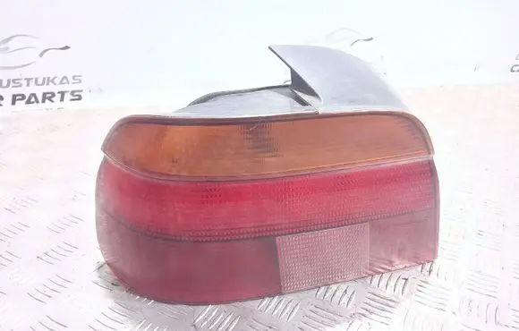 BMW 5 E39 Rear/tail lights 8358031
