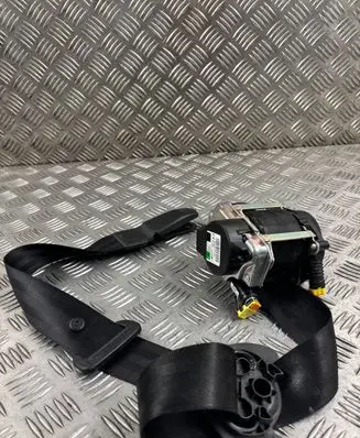 Audi A4 Allroad B9 Front seatbelt 8W0857706