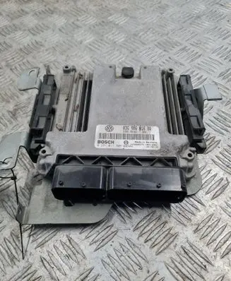 Volkswagen Touran I Engine control unit/module 03G906016BQ