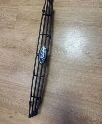Ford Focus Front bumper upper radiator grill 98AB8200 98AB8200A