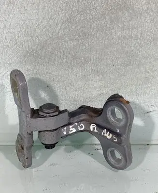 Volvo V50 Front door upper hinge