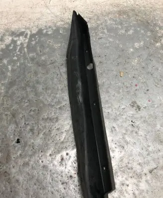 Mercedes-Benz E W212 Fender end trim A2128890125BILI A2128890125