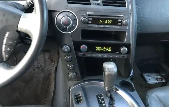 SsangYong Kyron Radio/CD/DVD/GPS head unit 9CA04077 8910009100