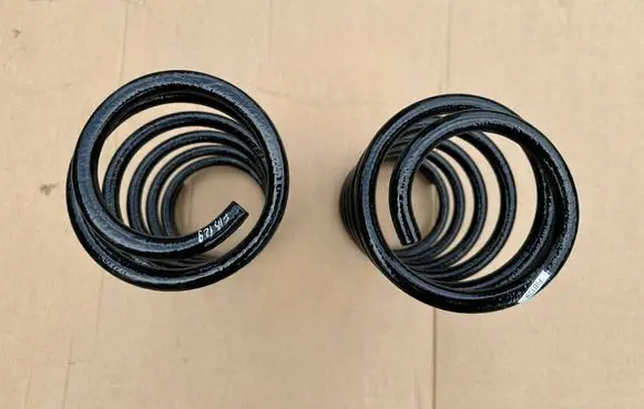 Nissan Patrol Y60 Front coil spring 5401020J10