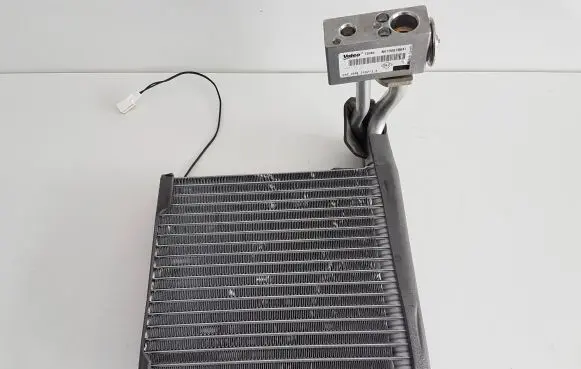 Air conditioning (A/C) radiator (interior)