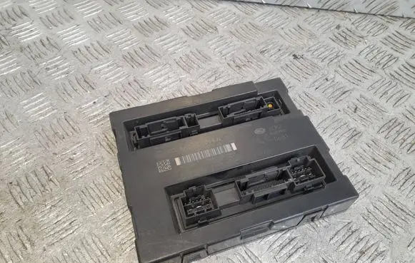 Audi A4 S4 B8 8K Comfort/convenience module 8K0907064N 5DK00991870