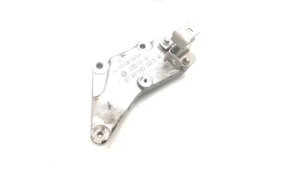 Mercedes-Benz E AMG W212 Engine mounting bracket A6510940039