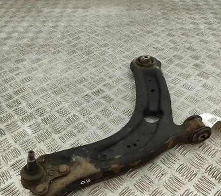 Skoda Superb B8 (3V) Front lower control arm/wishbone 3Q0407152E