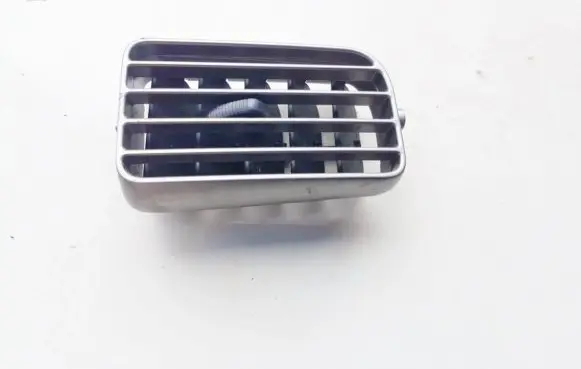 Subaru Forester SG Dash center air vent grill