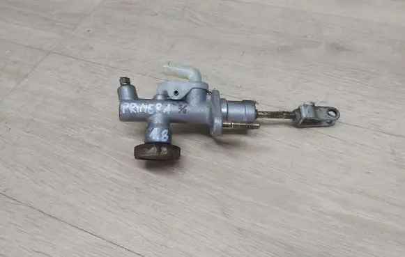 Nissan Primera Clutch master cylinder 