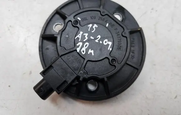 Audi A3 S3 8V Camshaft vanos timing valve 06L109259A