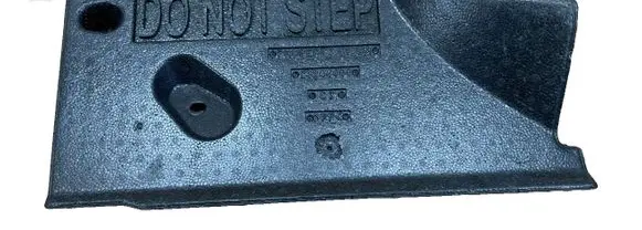 Buick Enclave II Front floor carpet liner 23244444