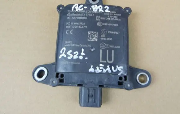 Lexus LS 500 Blind spot module 8816250040
