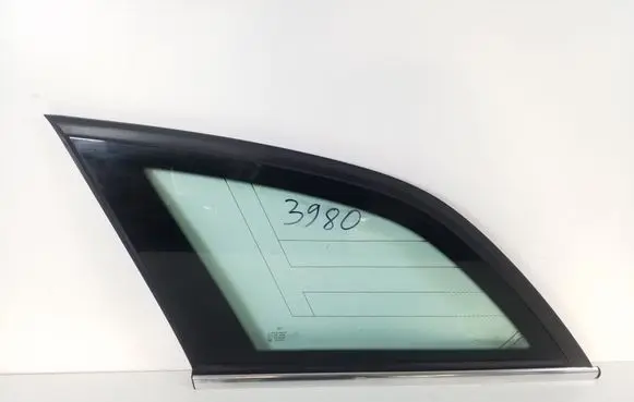 Mercedes-Benz C W204 Rear side window A2046704612