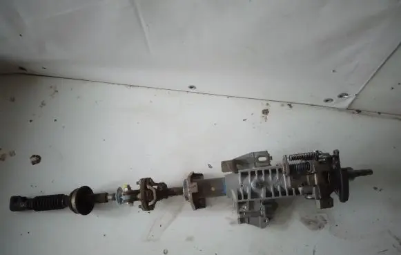 Nissan Pathfinder R51 Steering column universal joint