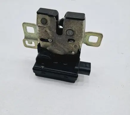 Mini One - Cooper Coupe R56 Tailgate/trunk/boot lock/catch/latch 2754528