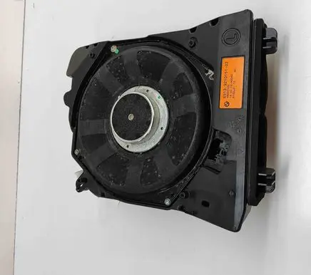BMW 4 F32 F33 Subwoofer speaker 9210151
