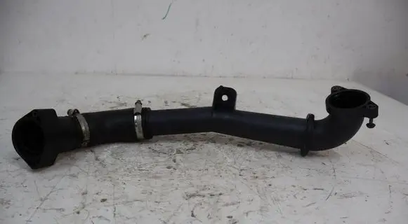 Skoda Octavia Mk3 (5E) Turbo air intake inlet pipe/hose 04L131111T