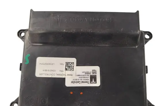 Tesla Model S Air conditioning/heating control unit 103421599A