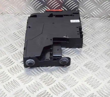 Mercedes-Benz E W212 Current control relay 541007140868