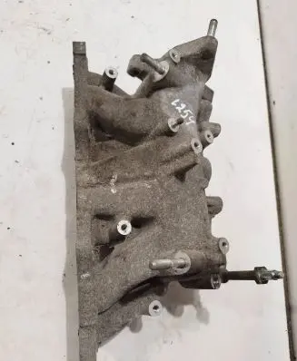 Honda CR-V Intake manifold
