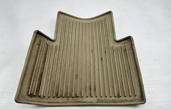 Infiniti QX50 (J50) Rear floor mat 99E